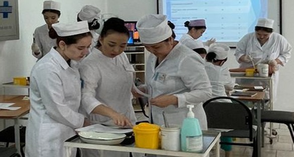 Oткрытoе зaнятие в рaмкaх «ШКOЛЫ НАЧИНАЮЩЕГO ПЕДАГОГА»
